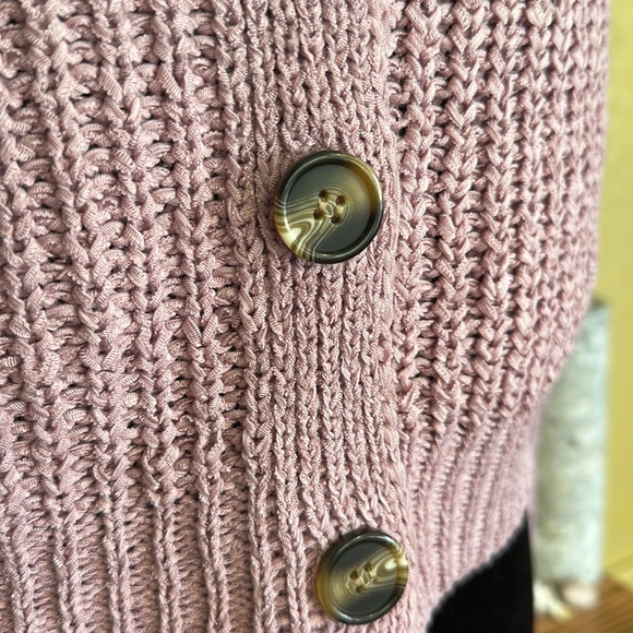 Moon & Madison Oversized Knit Crop Cardigan Sweater - Picture 2 of 7